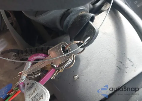 2002 Ford F-150 Lariat/Xl/Xlt z USA, uszkodzony, nr VIN 2FTRX17W72CA30675